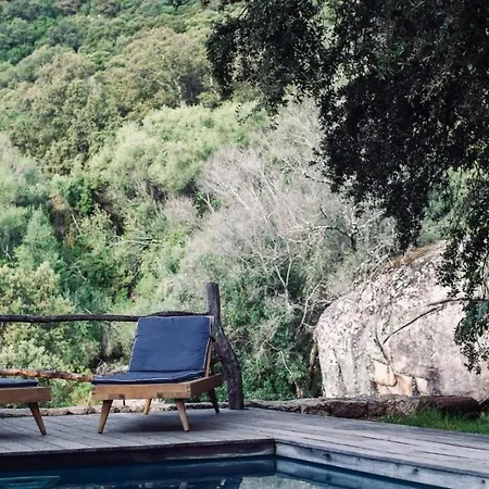 Hotel Le Hameau De Saparale 4*