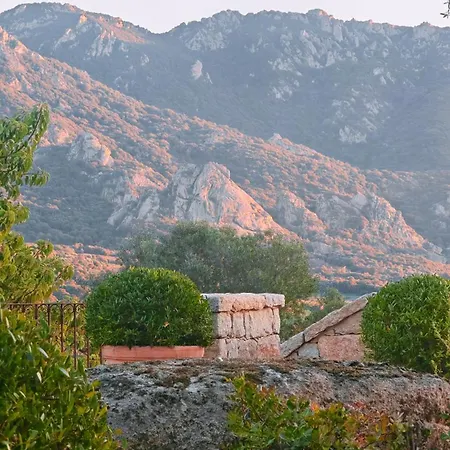 Le Hameau De Saparale Hotel